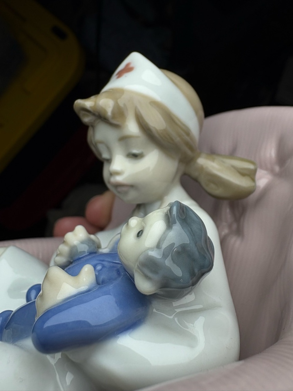 NAO Handmade in Spain by Lladro Girl Playing Nurse #1055 Figurine - Picture 8 of 9